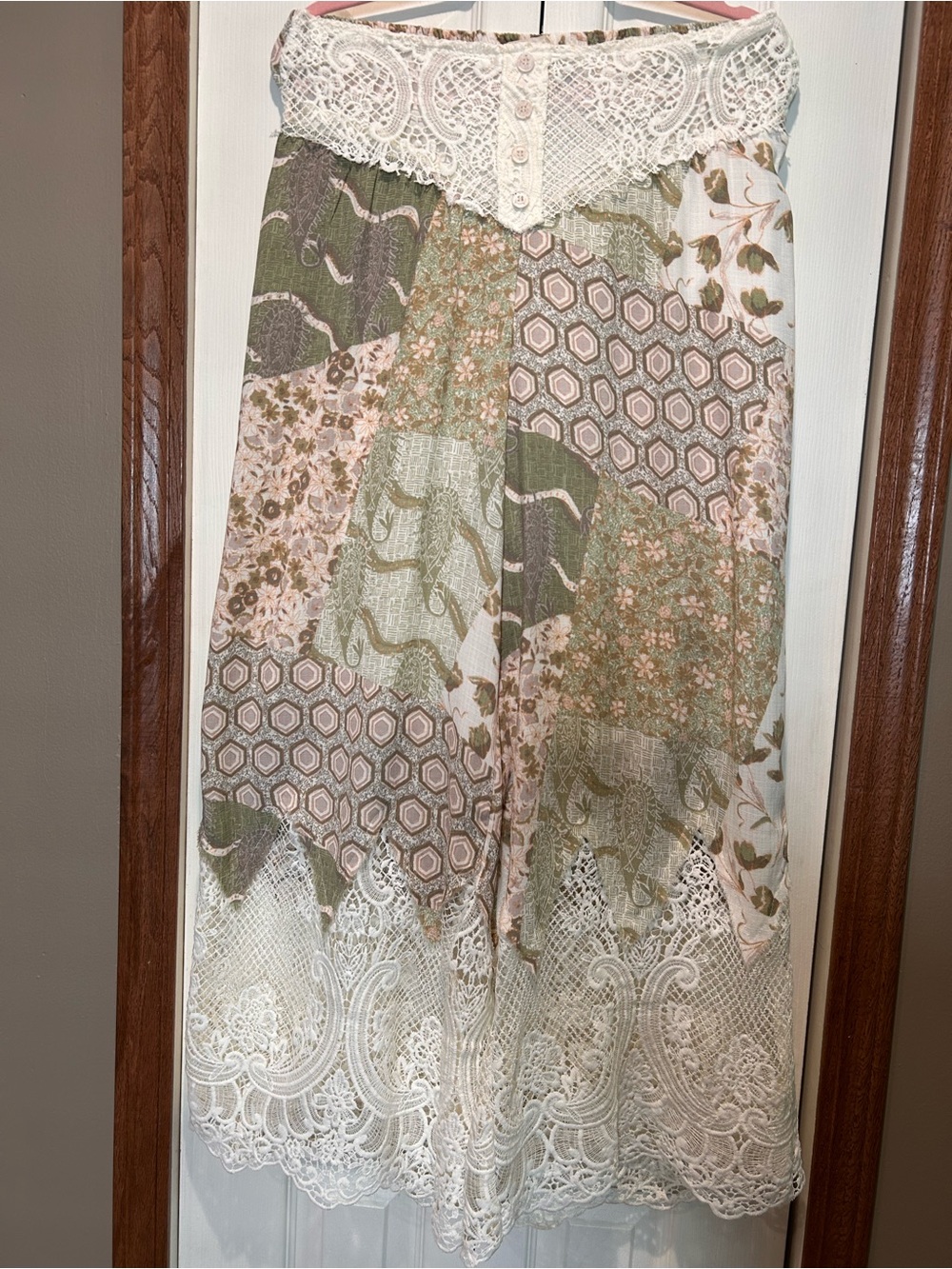 Miss Me Cream and Green Textured Beach Pants